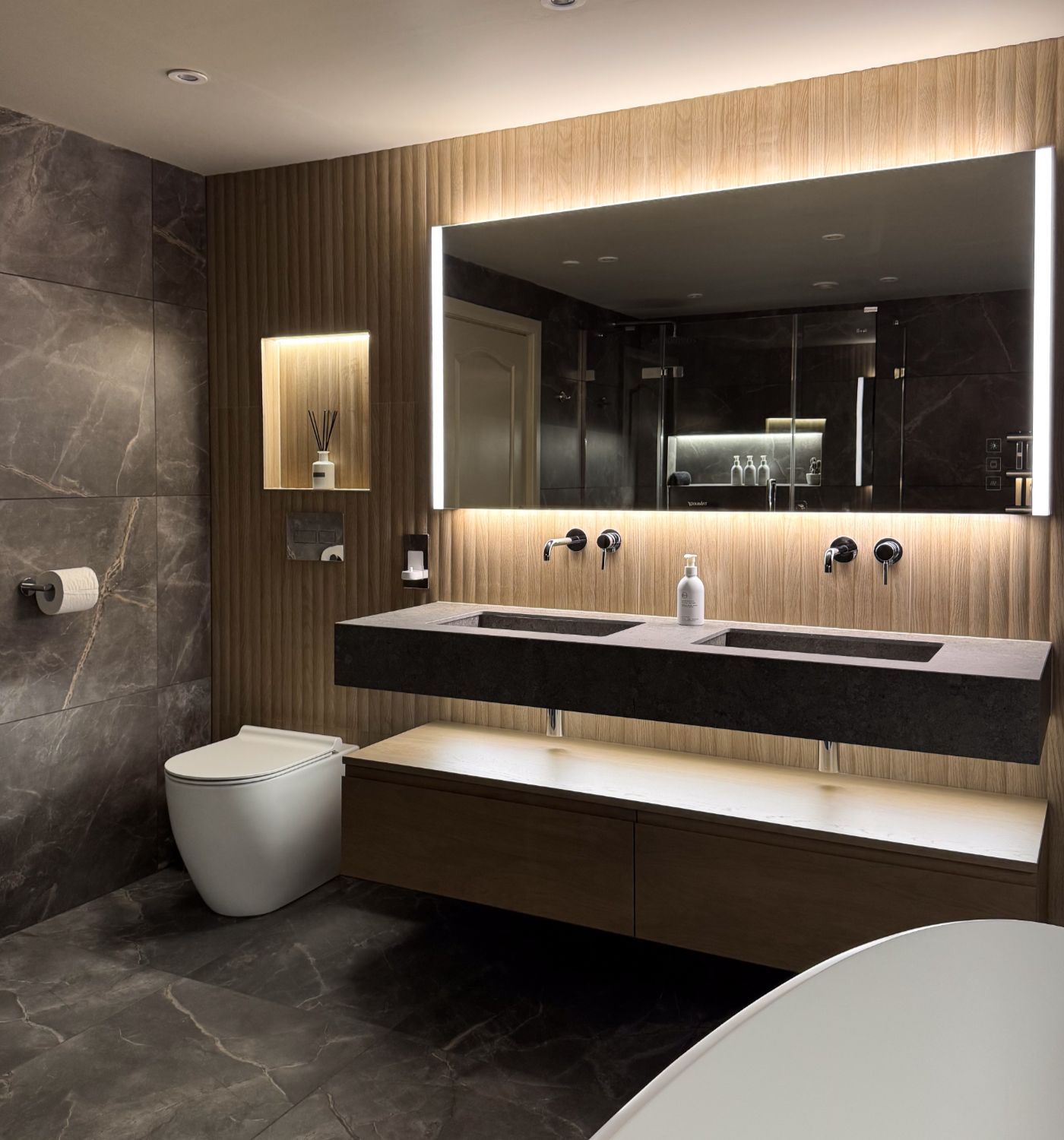 dianne rvb case study house bathroom 19