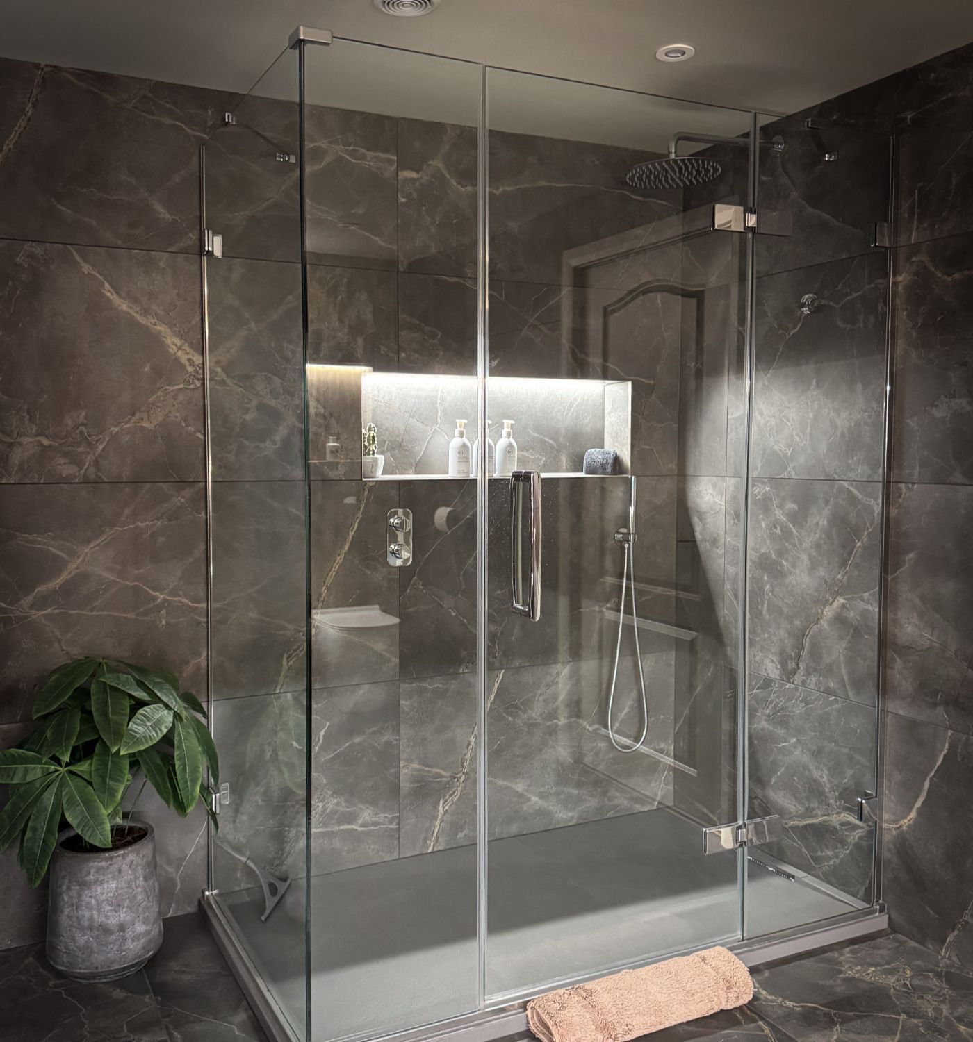 dianne rvb case study house bathroom 20